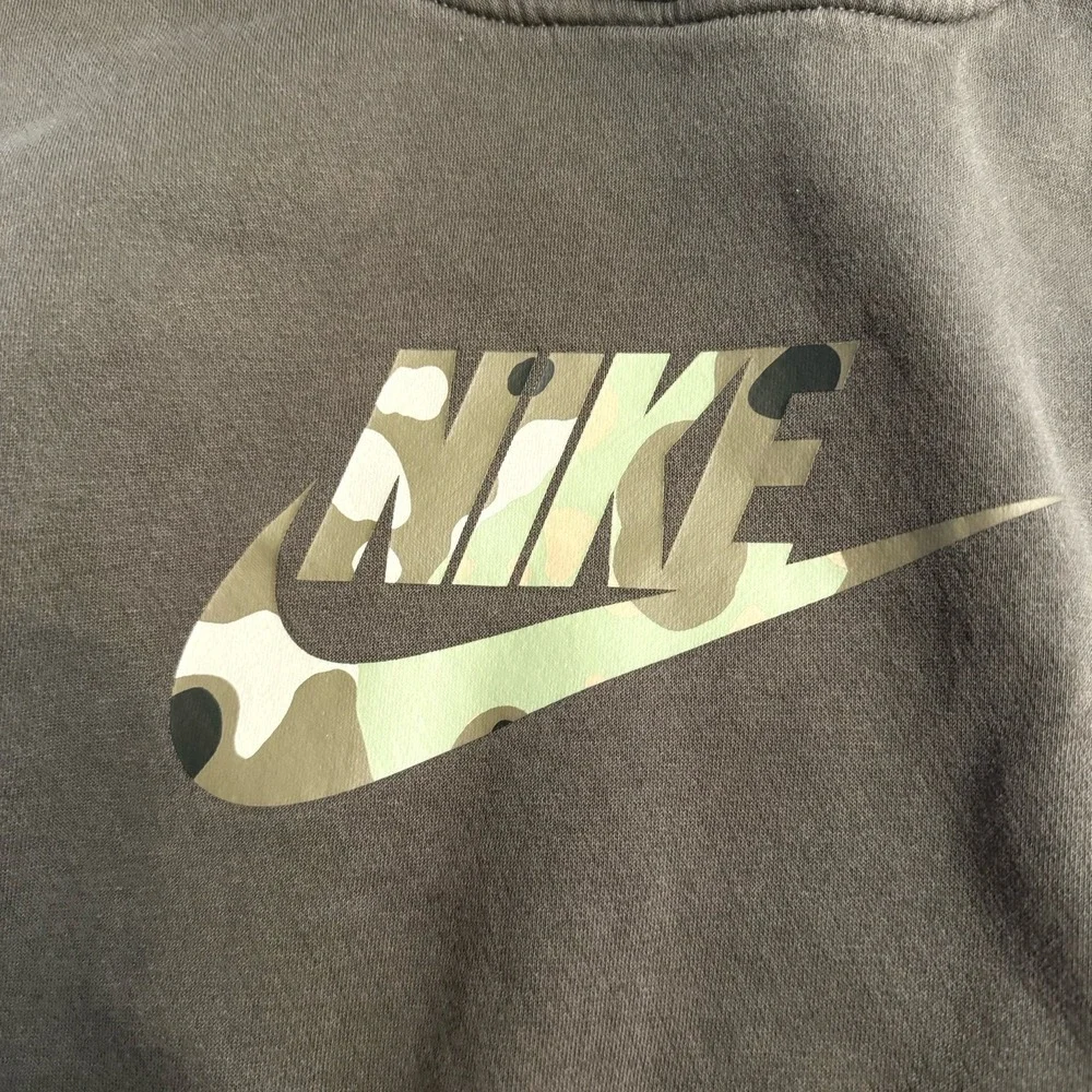 Nike kids black