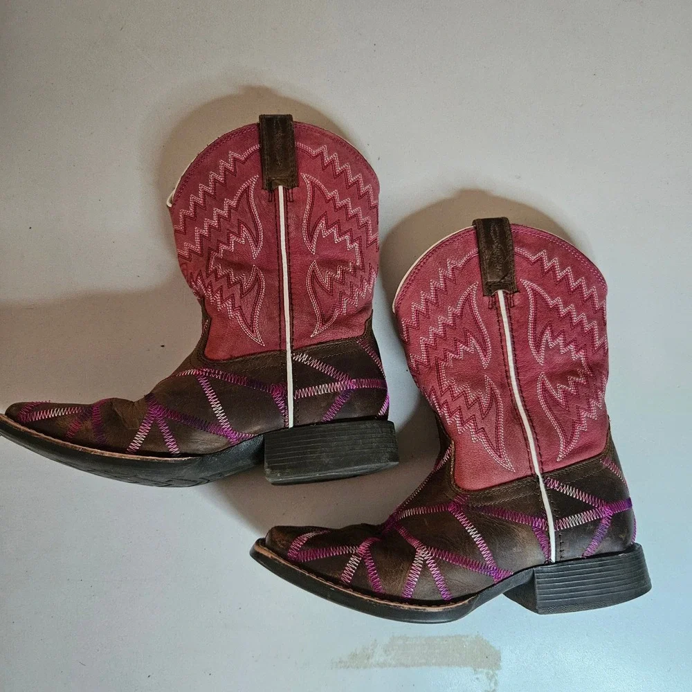 Ariat youth western