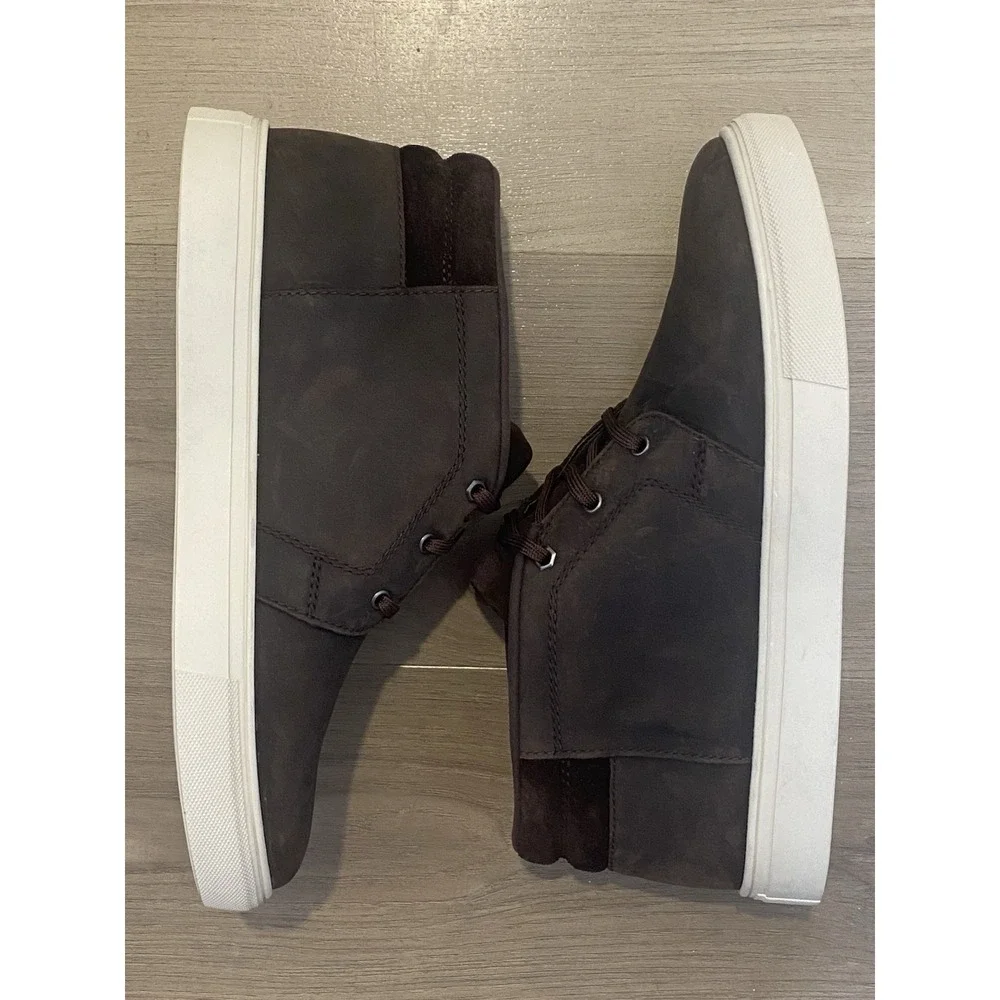 UGG new without