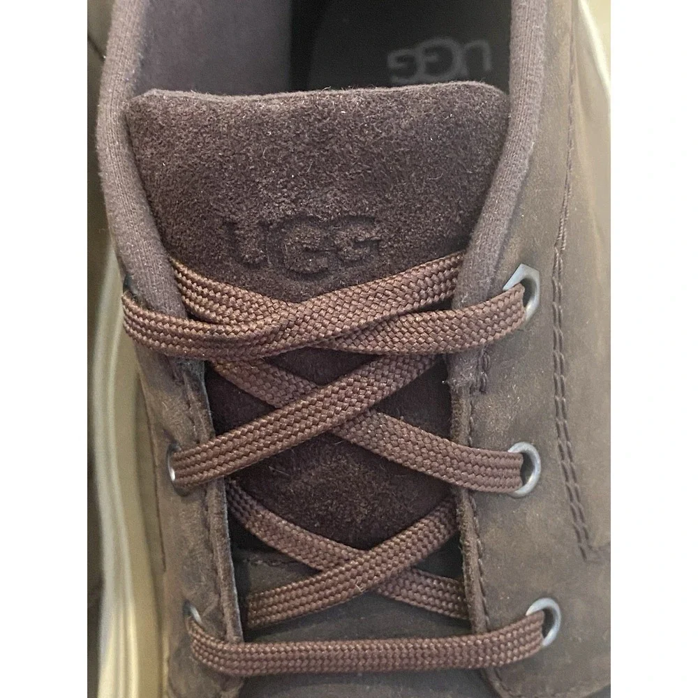 UGG new without