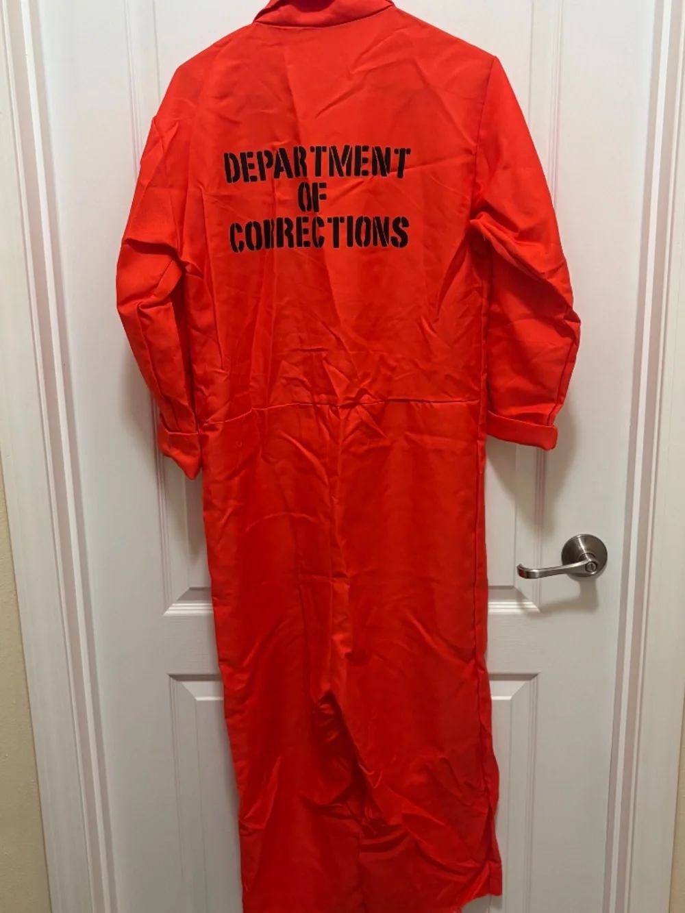 Spirit halloween escaped