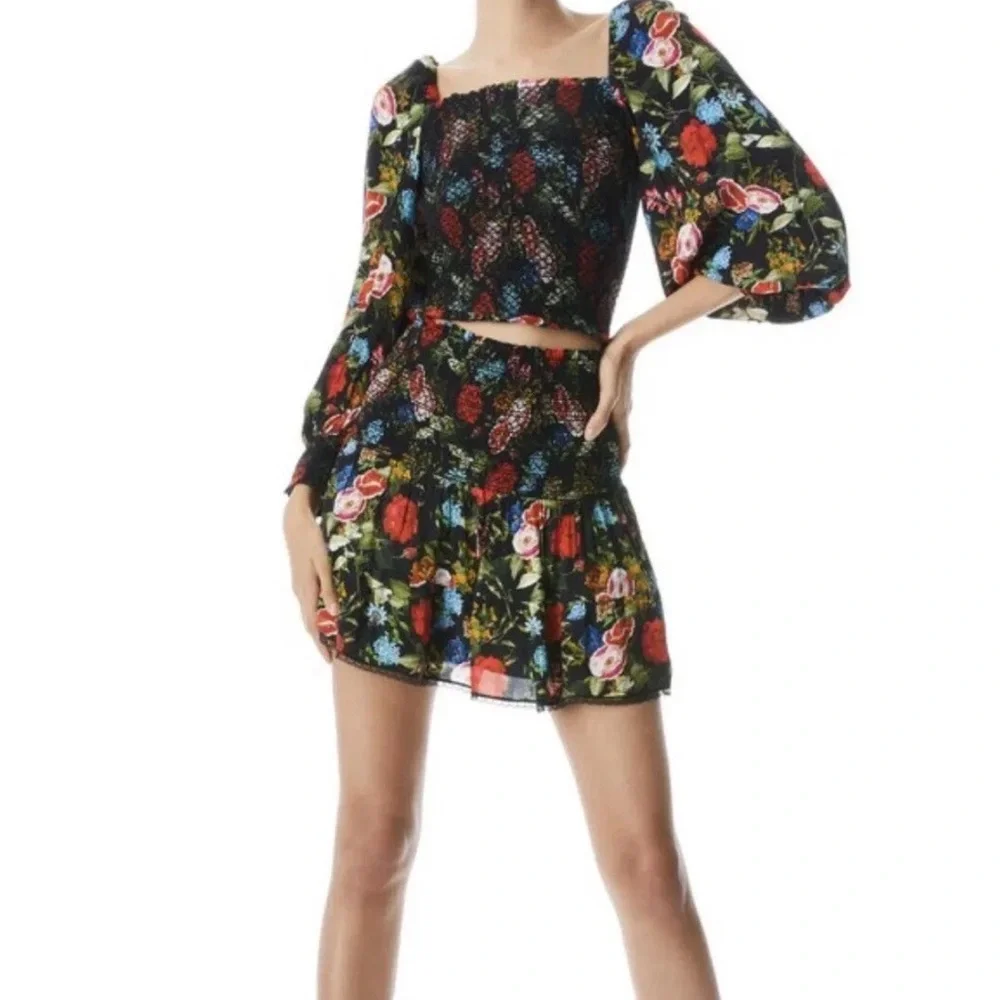 Alice +‎ Olivia Cooper Smocked Bodice Blouse / Size M / MSRP $375 / NWT