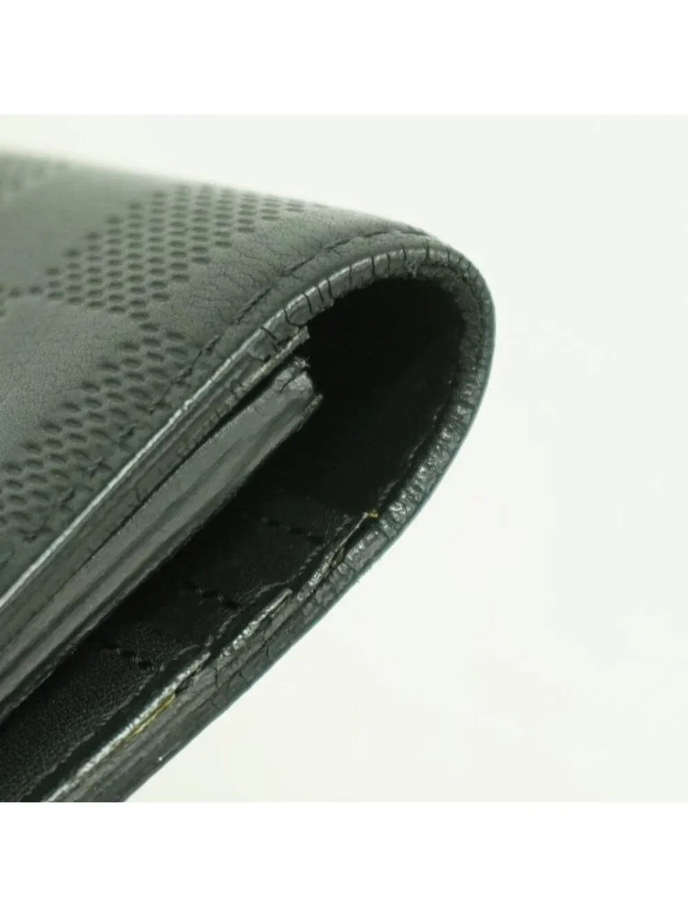 Louis Vuitton infini materials