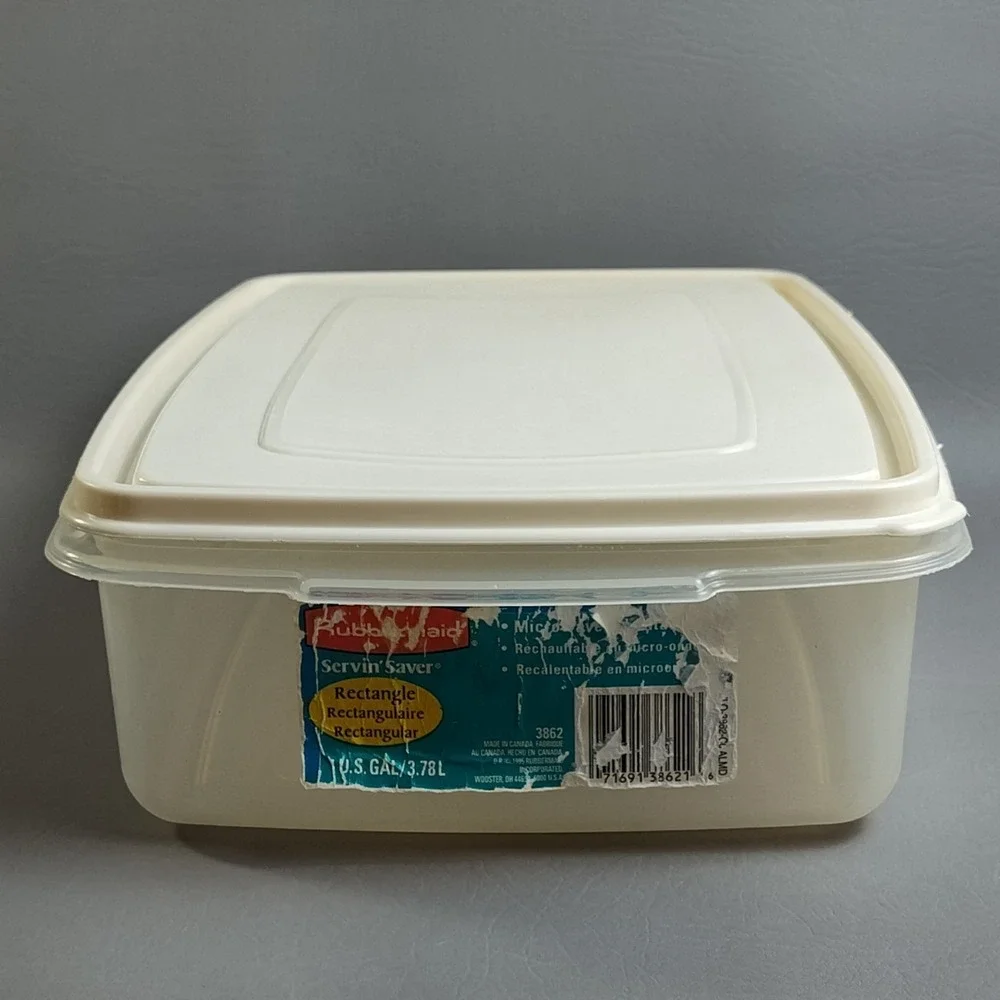 Rubbermaid Servin Saver Lot Of 3- (2) #10 12 Oz & #10 17 Cup Almond‎ Rectangle