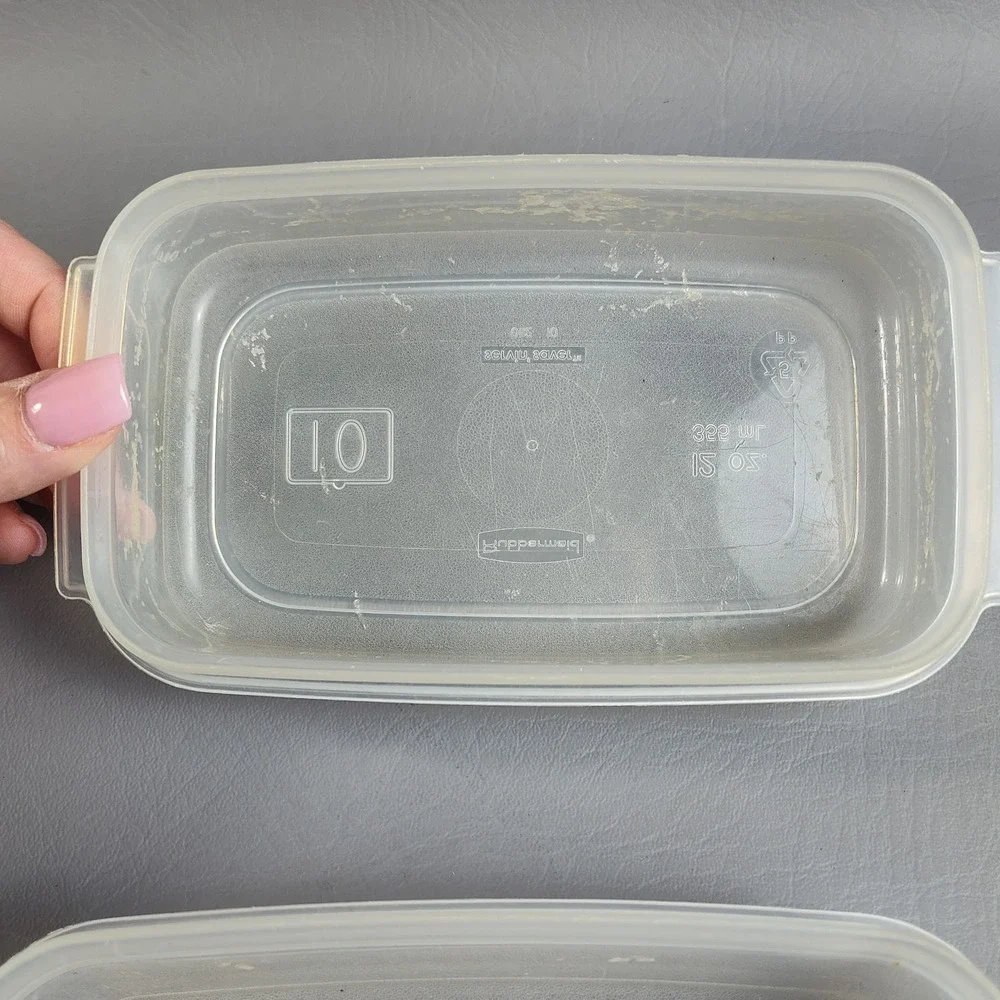 Rubbermaid Servin Saver Lot Of 3- (2) #10 12 Oz & #10 17 Cup Almond‎ Rectangle