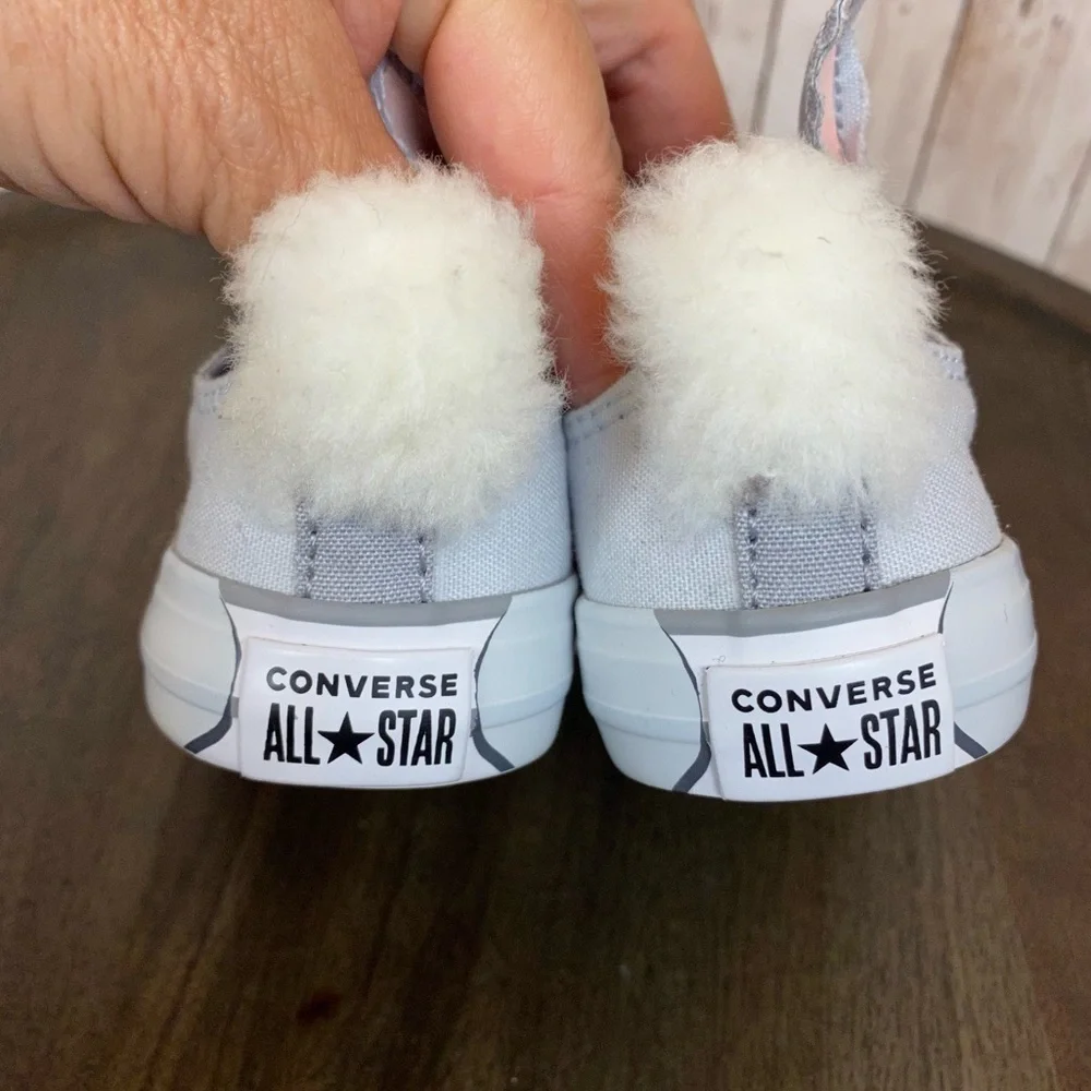 Converse CTAS Creatures Ox Rabbit Sneakers Size 4 Infant