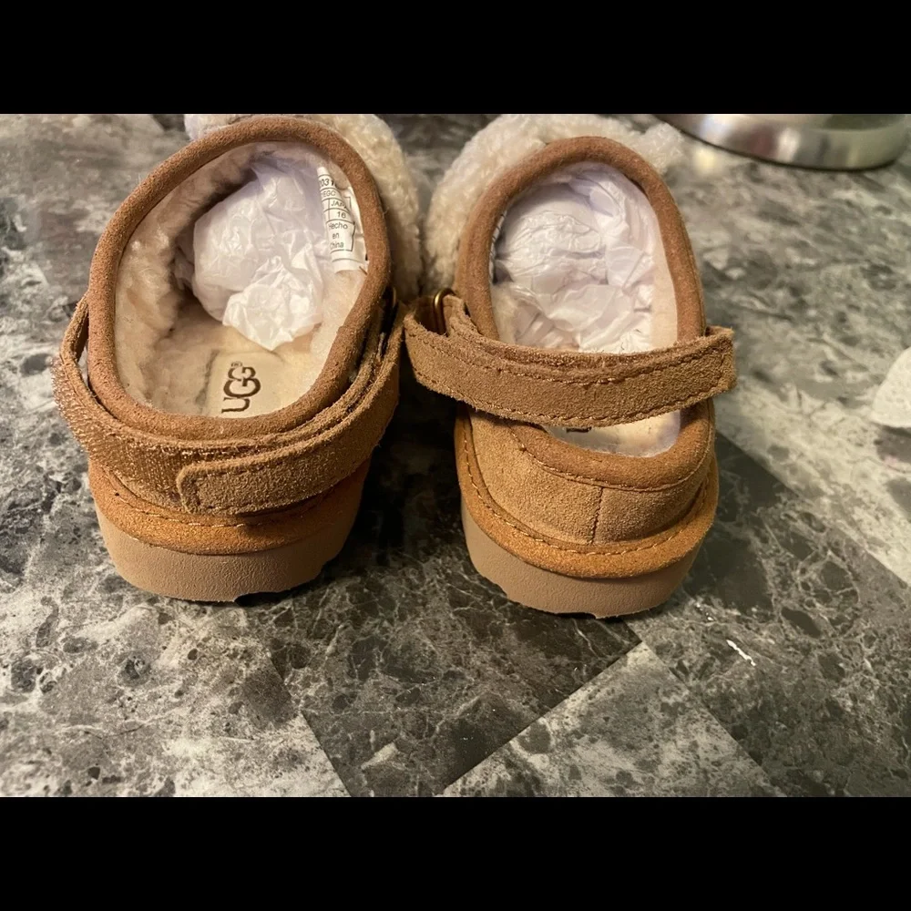 UGG slide slippers