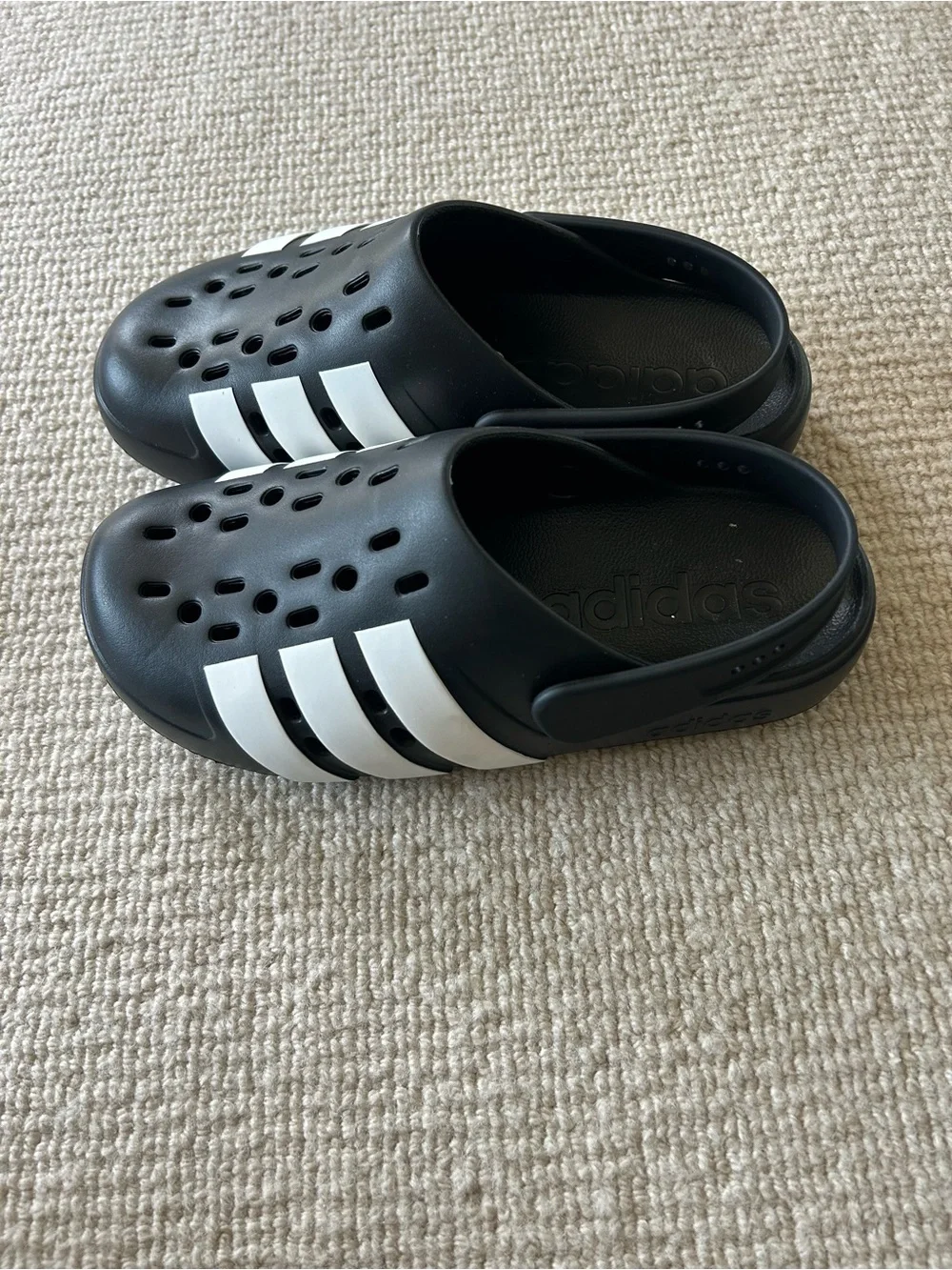 adidas slip water