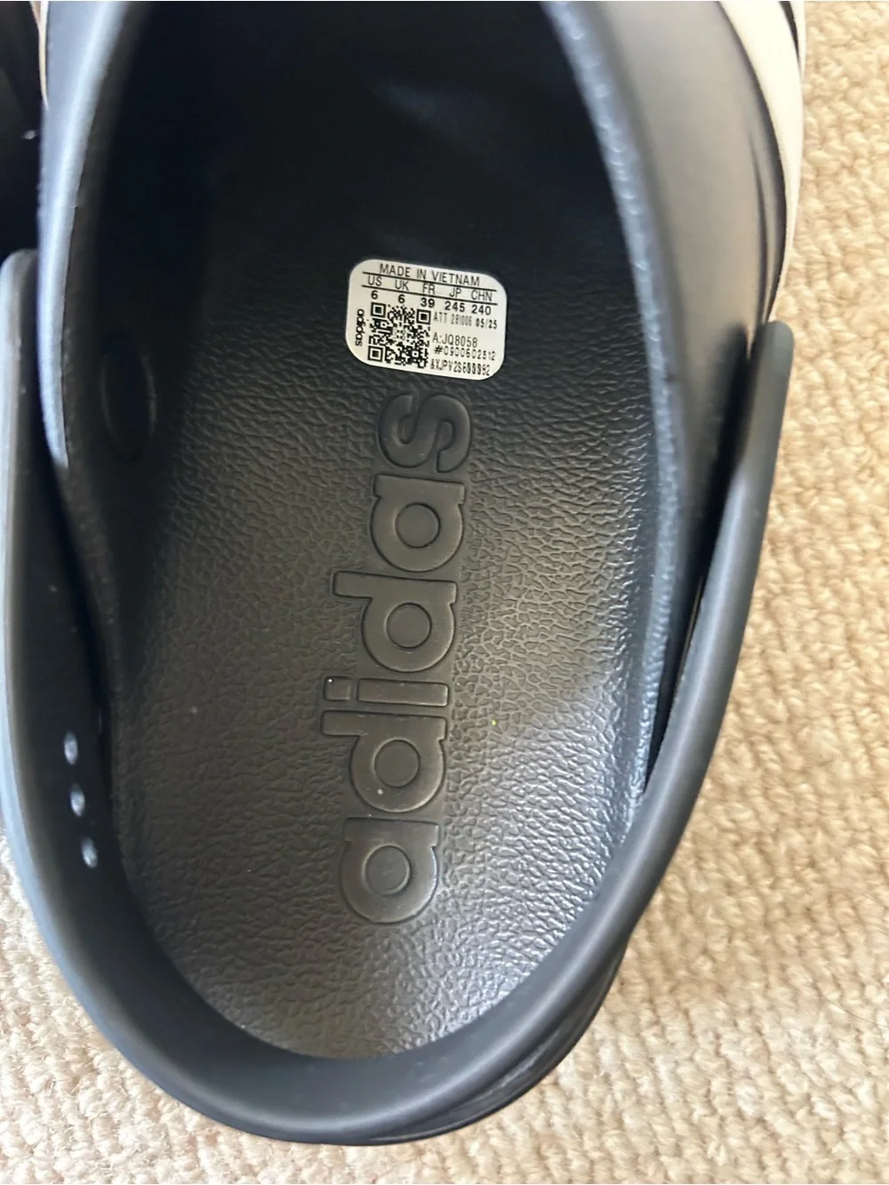 adidas slip water