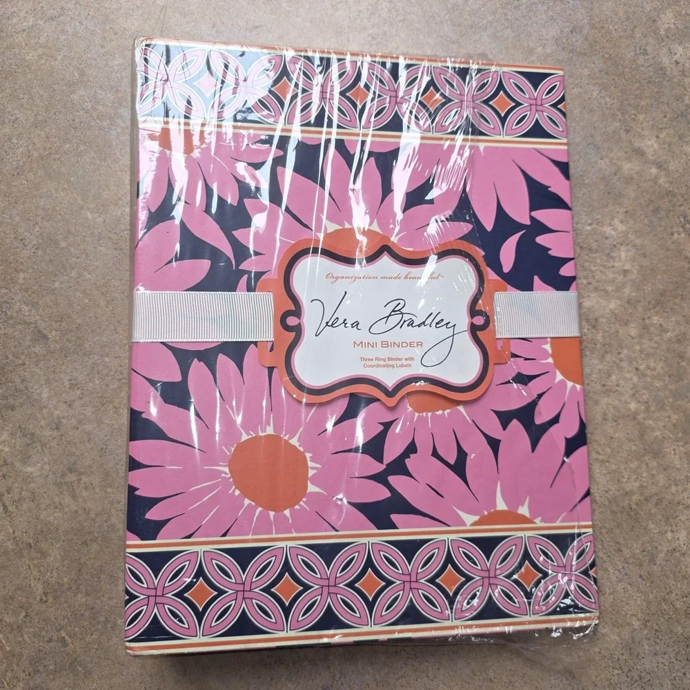 Vera Bradley brand vera