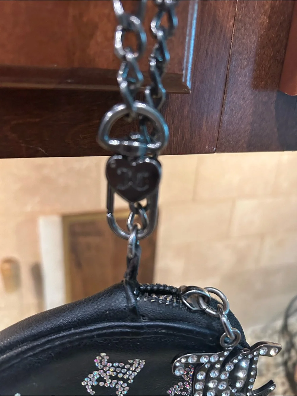 Juicy Couture compact black