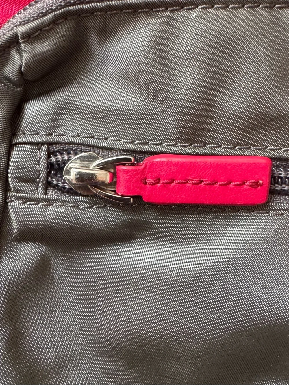 Tumi Nylon Pink/gray Packable Book Bag Backpack Carryon Lightweight Pockets