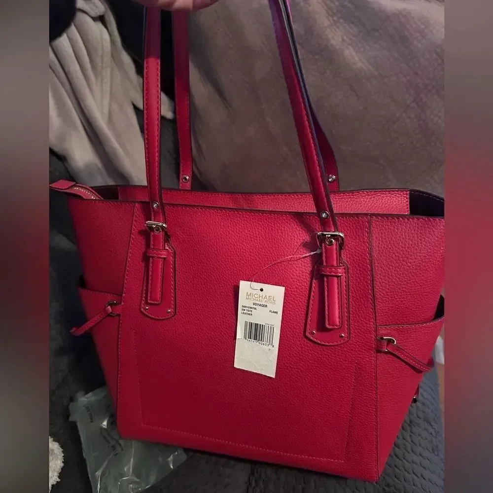 Michael Kors nwts gold