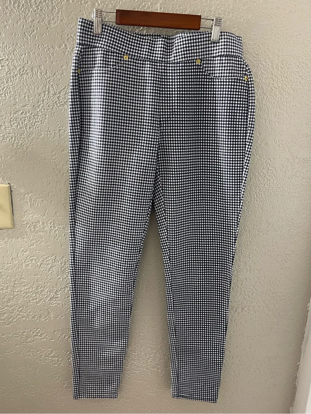 Michael Kors Women’s Black and White Gingham Slim Stretchy Jegging Pants‎ Medium