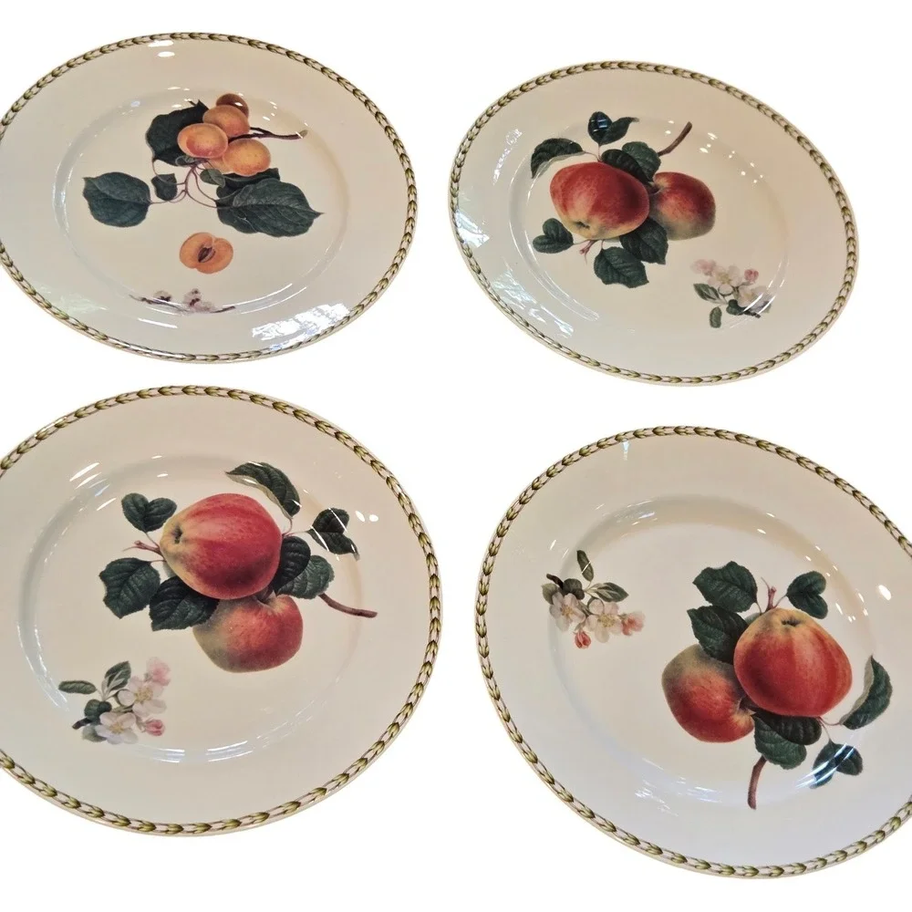 Queen's Hookers Fruit Dinner Plates 10.5