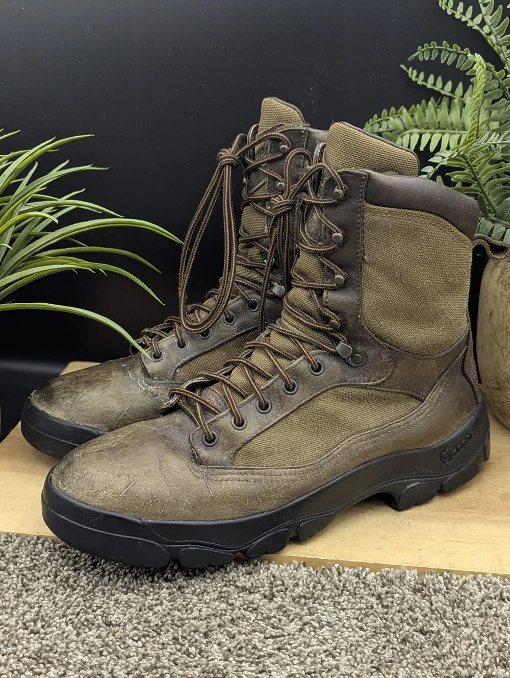 Danner Sequoia Mens Size 10EE Lace Up Leather Boots Casual Work