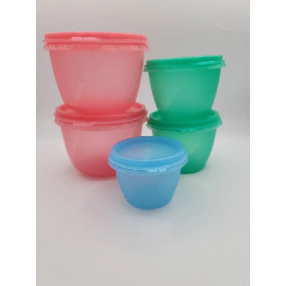 TUPPERWARE Bowled Over Set Of 5 - 3/4, 1, &‎ 2 3/8 Cup Spill Proof Pastel Bowls