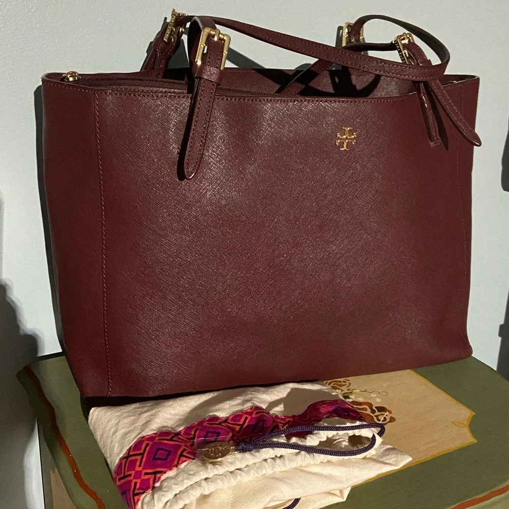 Tory Burch elegant tory