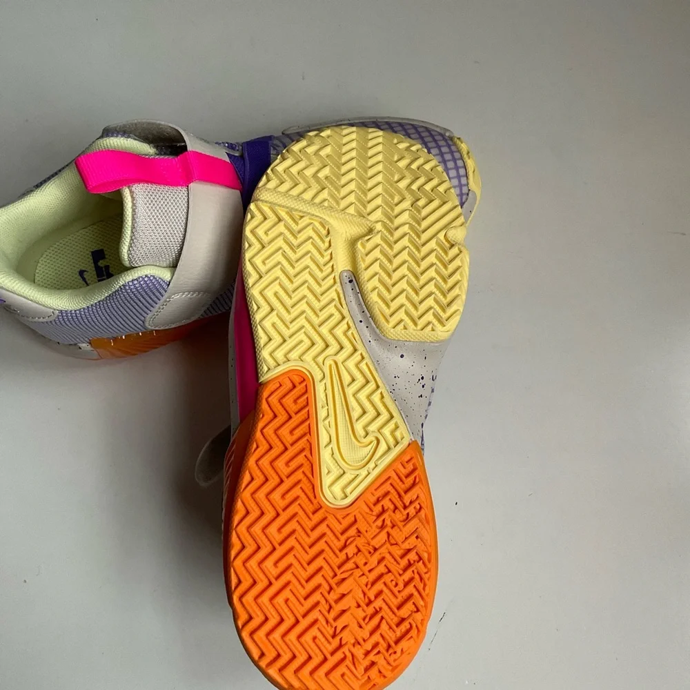 Nike making light