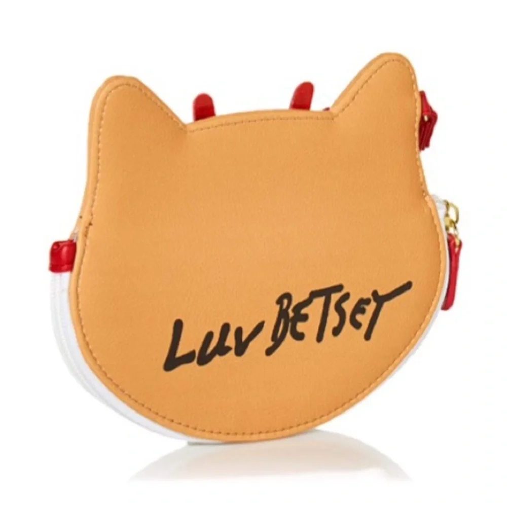 Betsey Johnson how cute