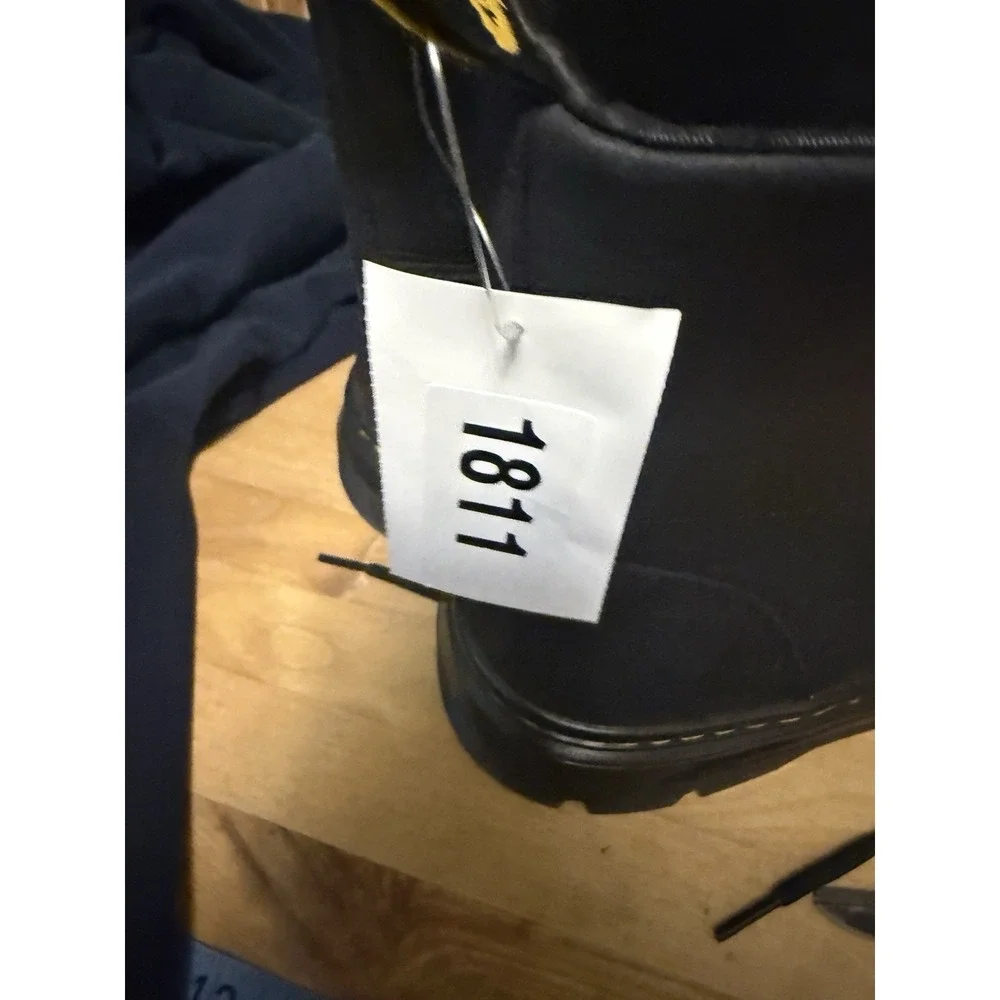Dr. Martens new without