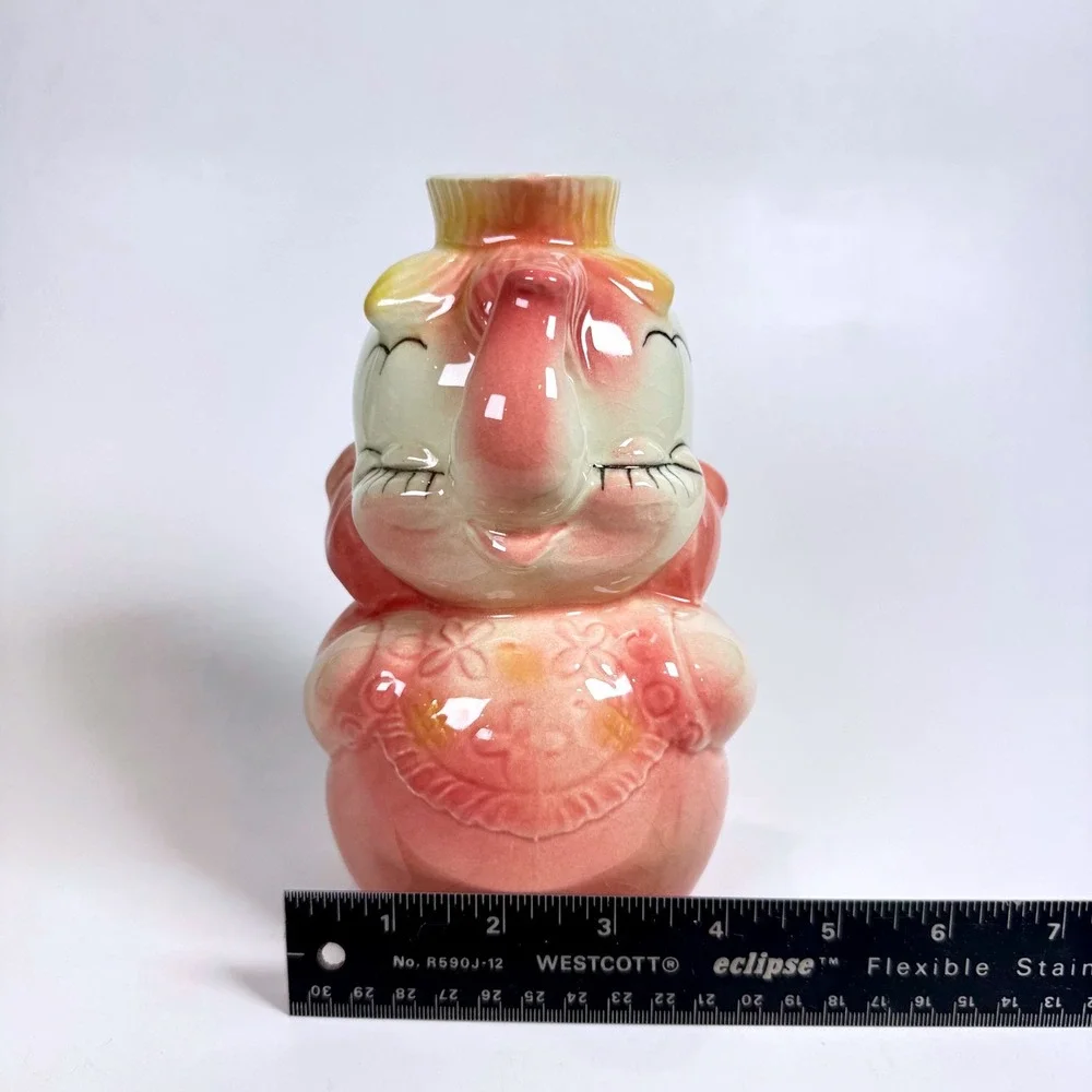 Vintage Hull Leeds USA Pottery Ceramic Elephant Vase Pink Anthropomorphic Kitsch