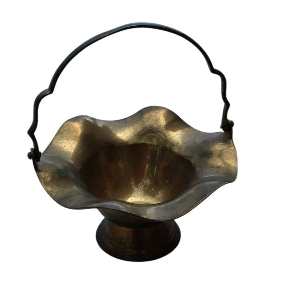 Vintage Brass Basket‎ with Scallop Edge and Moveable Handle