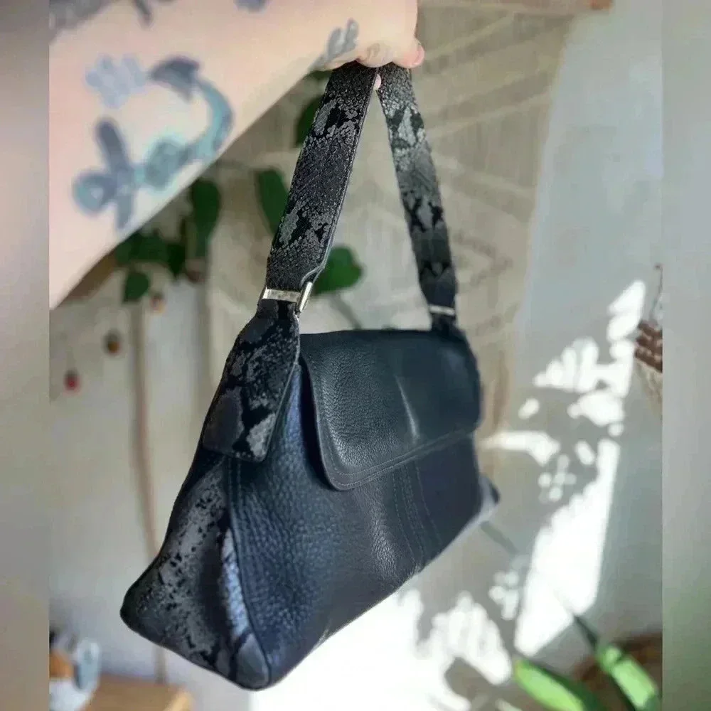Kenneth Cole Reaction black leather