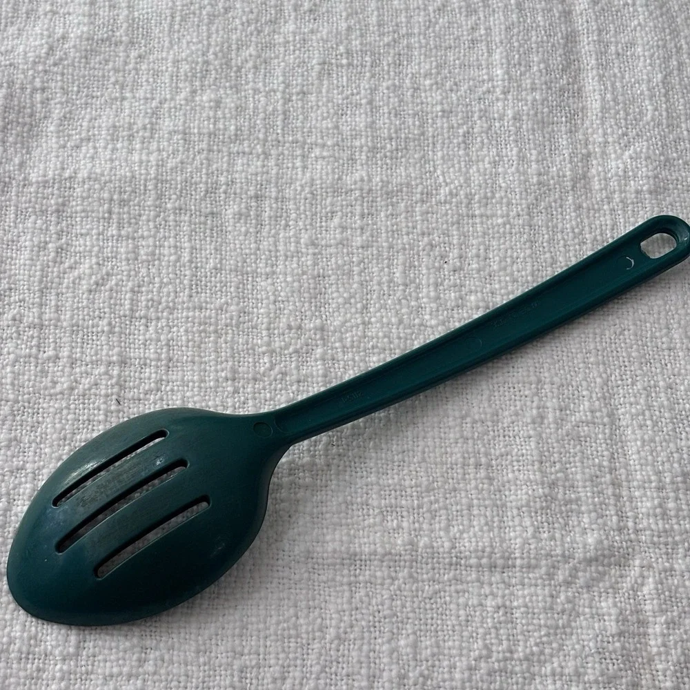 Pyrex accessories plastic