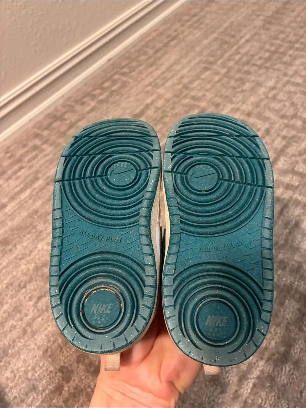 Nike classic kids