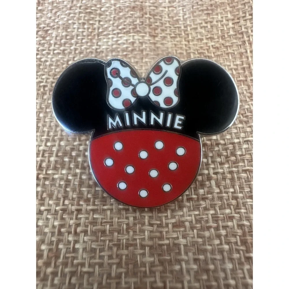 Disney Parks Minnie Mouse Pin 2016 Red Polka Dot Dress‎ & Bow Pin Trading