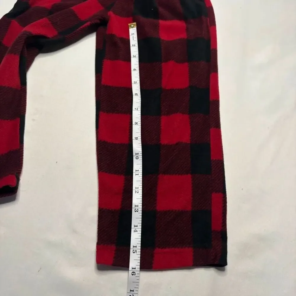 no brand cozy red