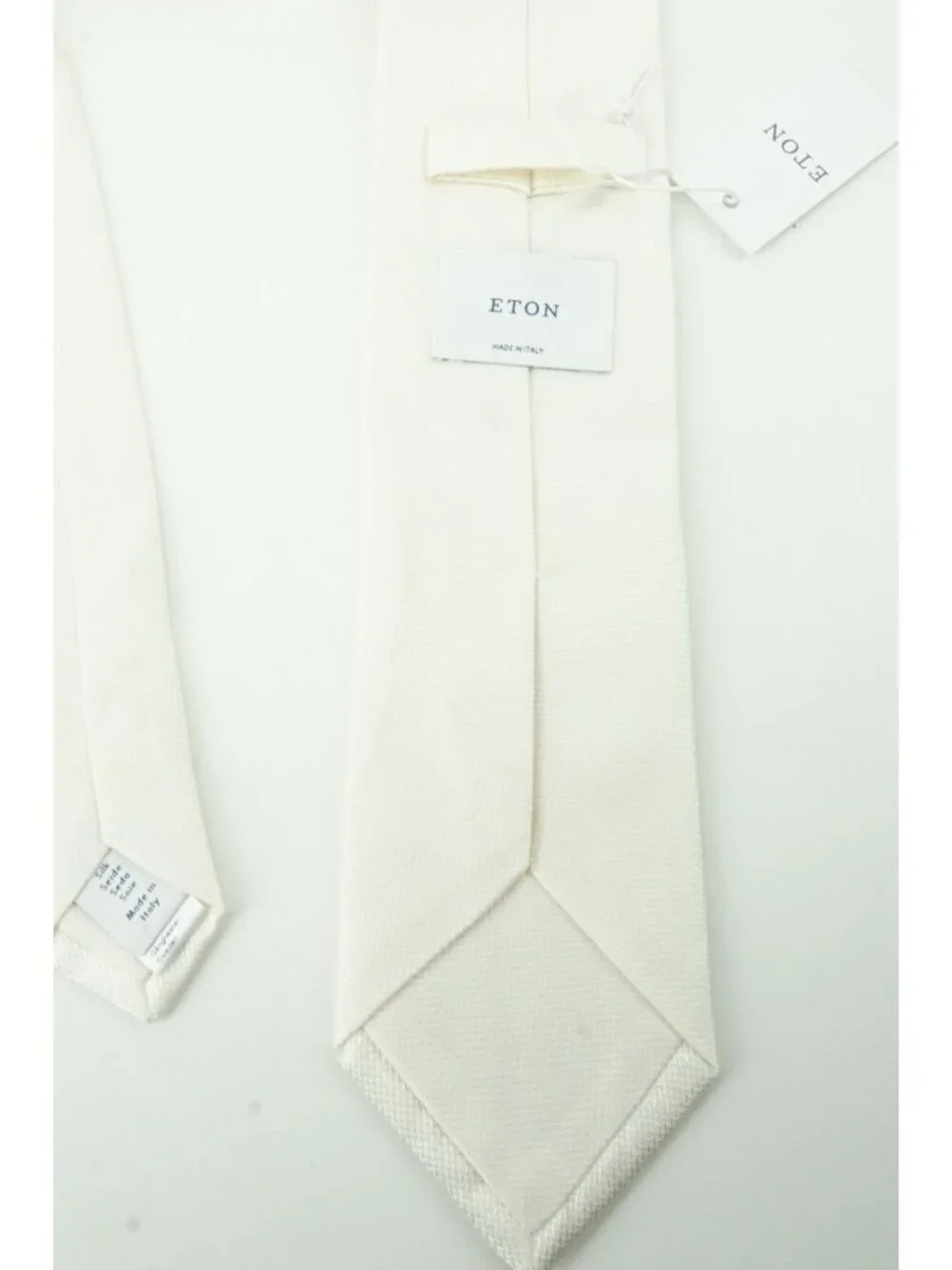 Eton eggshell white