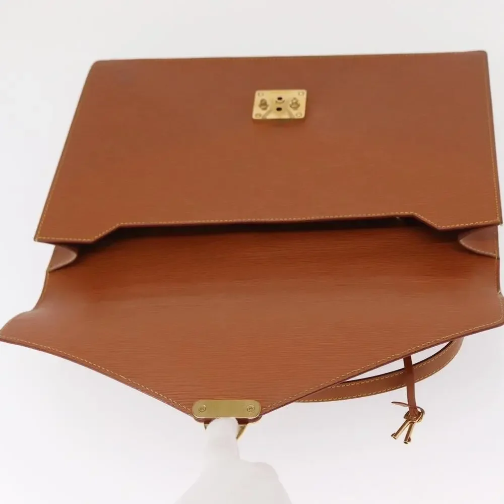 Louis Vuitton height 11