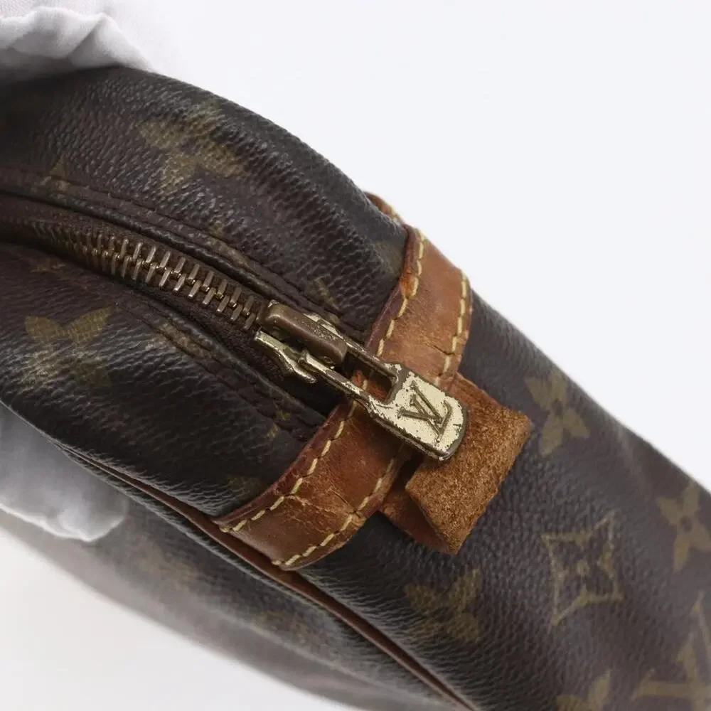 Louis Vuitton height width