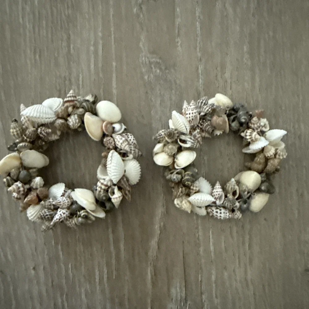 Set of 2 Seashell Napkin Rings Miniature Shells Muted Grays/Browns Beach‎ Decor
