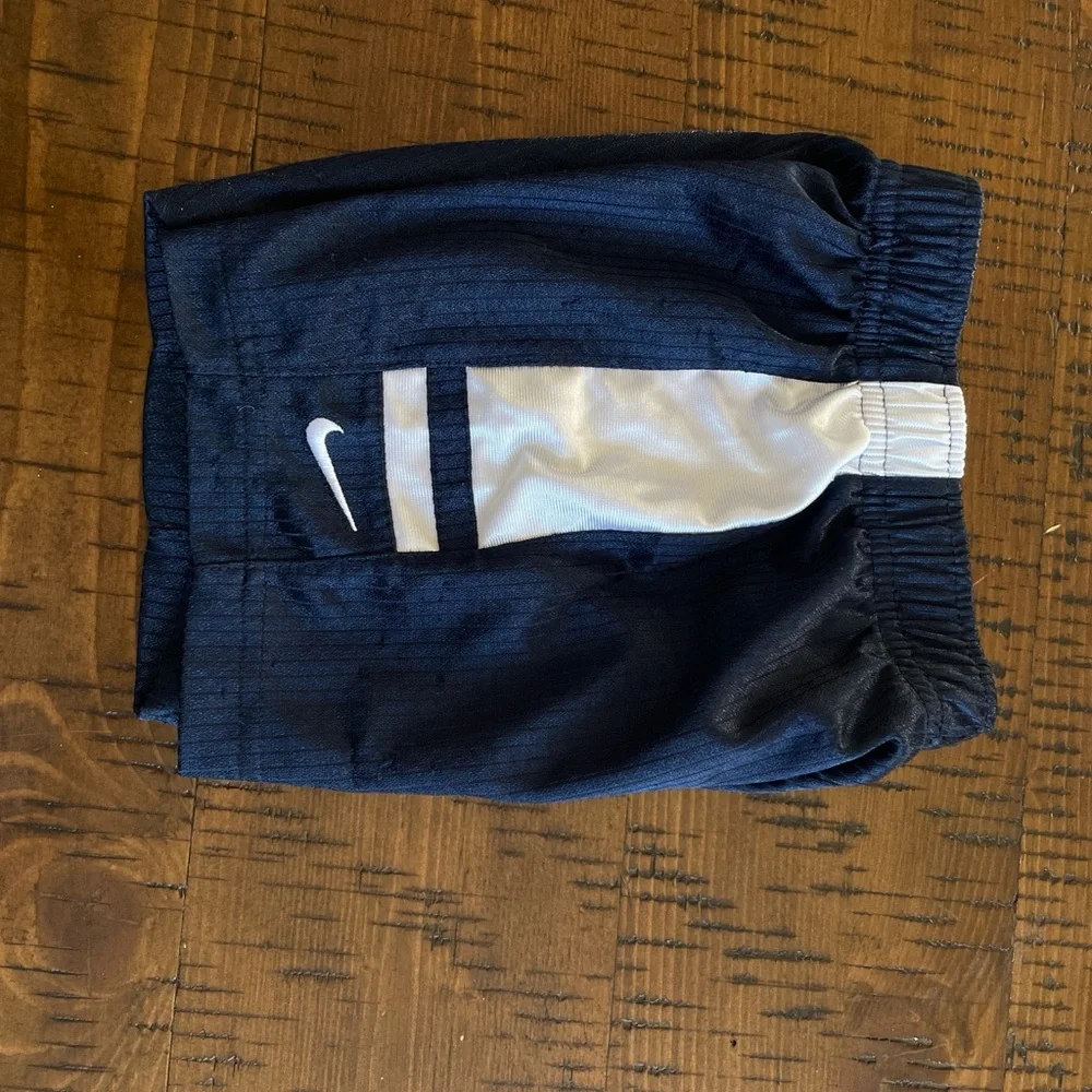 Nike comfortable sporty