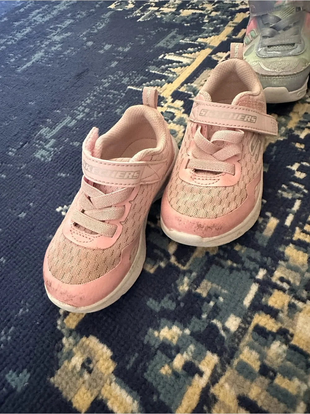 Skechers lightweight kids