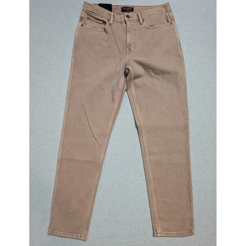 Banana Republic see available