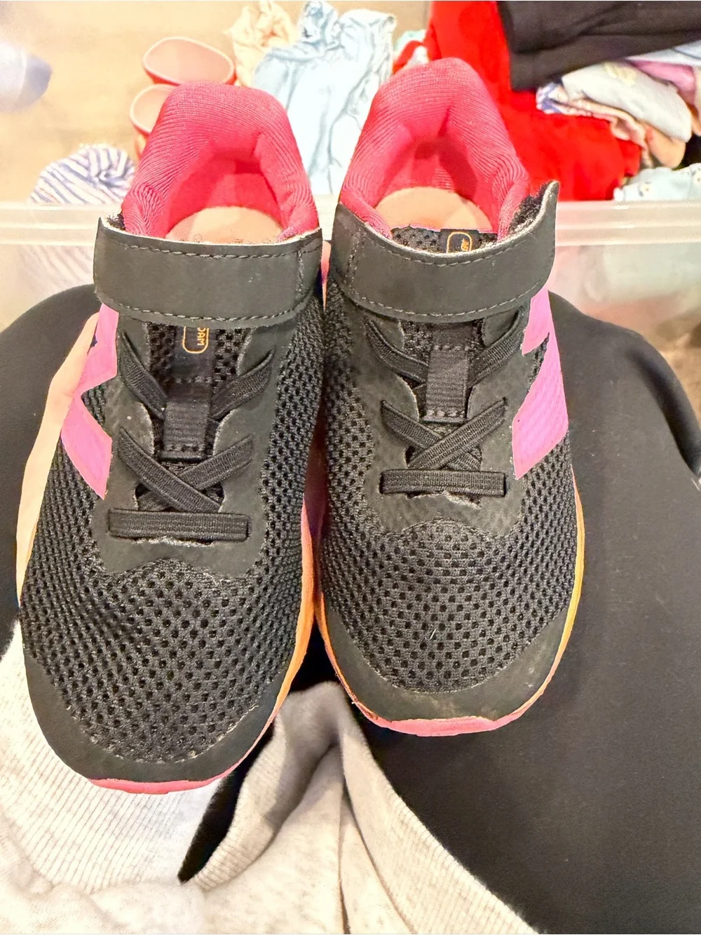 New Balance vibrant pink
