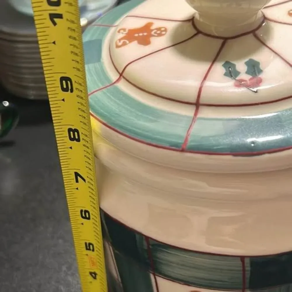 1983 Hartstone Pottery GINGERBREAD MAN Green Plaid Cookie Jar Large Canister