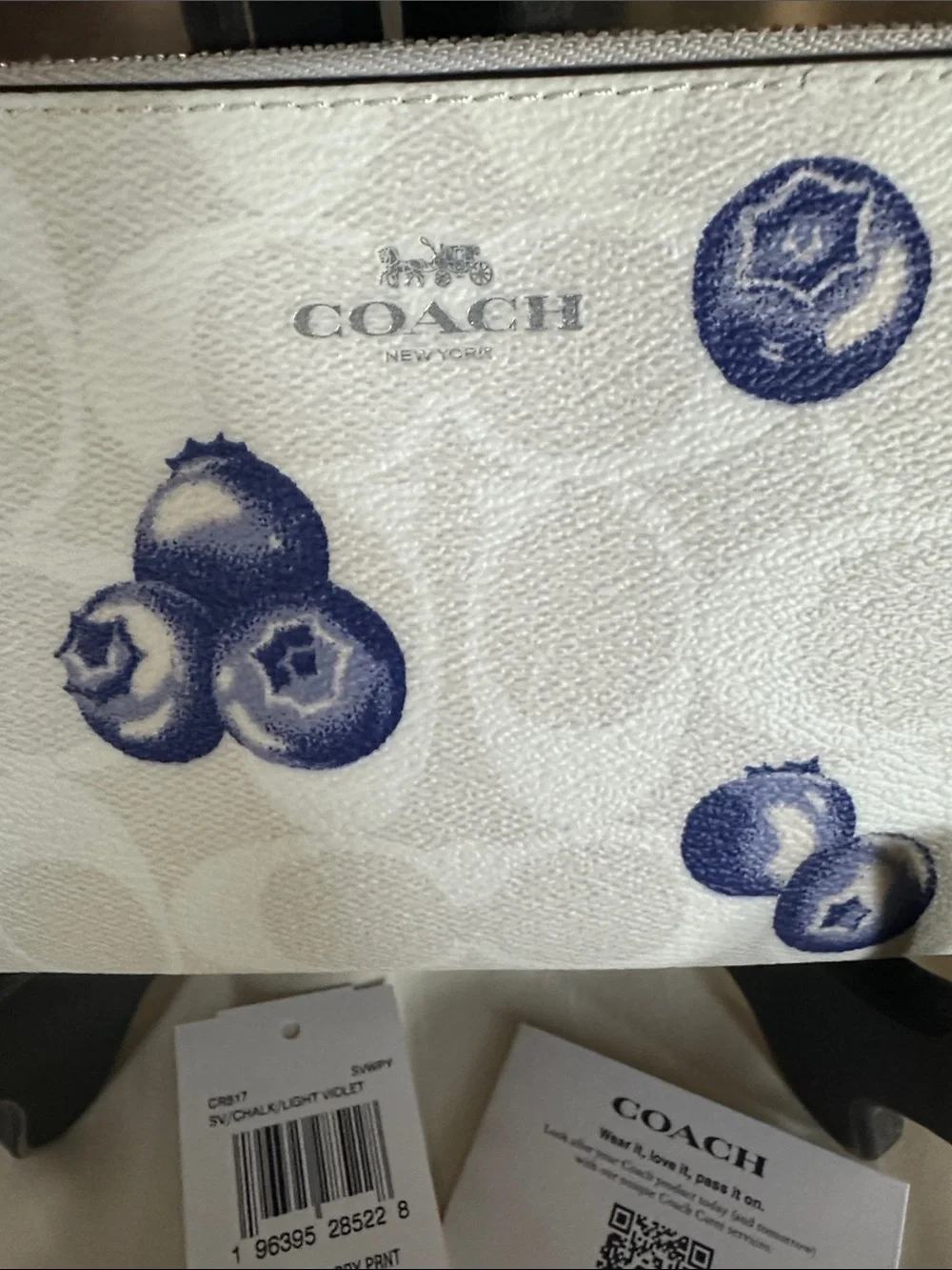 Coach wristlet white