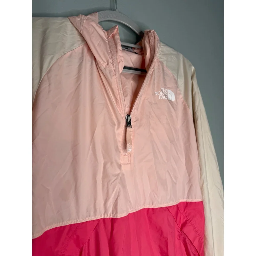 The‎ North Face packable windbreaker jacket youth in pink