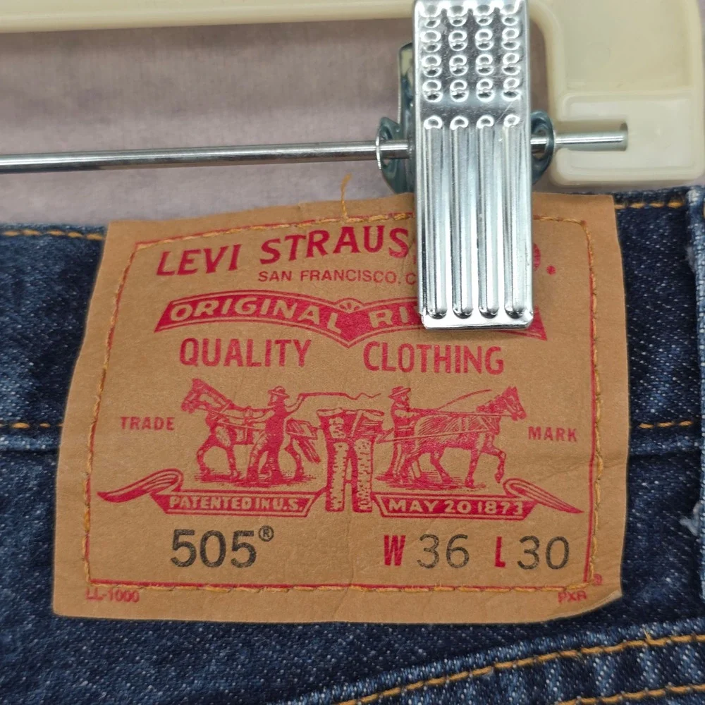 Vintage Levis 505 Jeans Mens 36x30 Dark Wash Straight Leg Regular Fit Denim Y2K