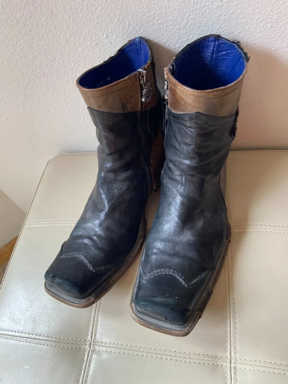 Mark Nason wear distressing style