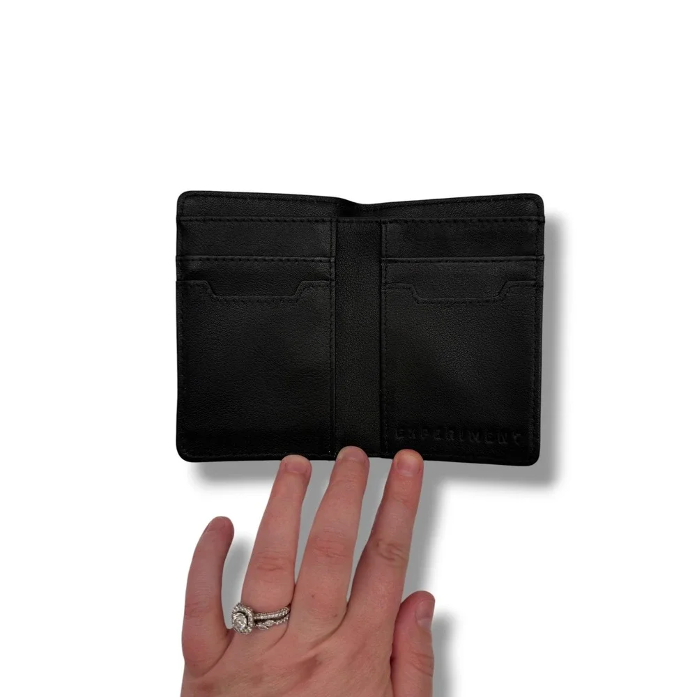 Experiment bifold wallet