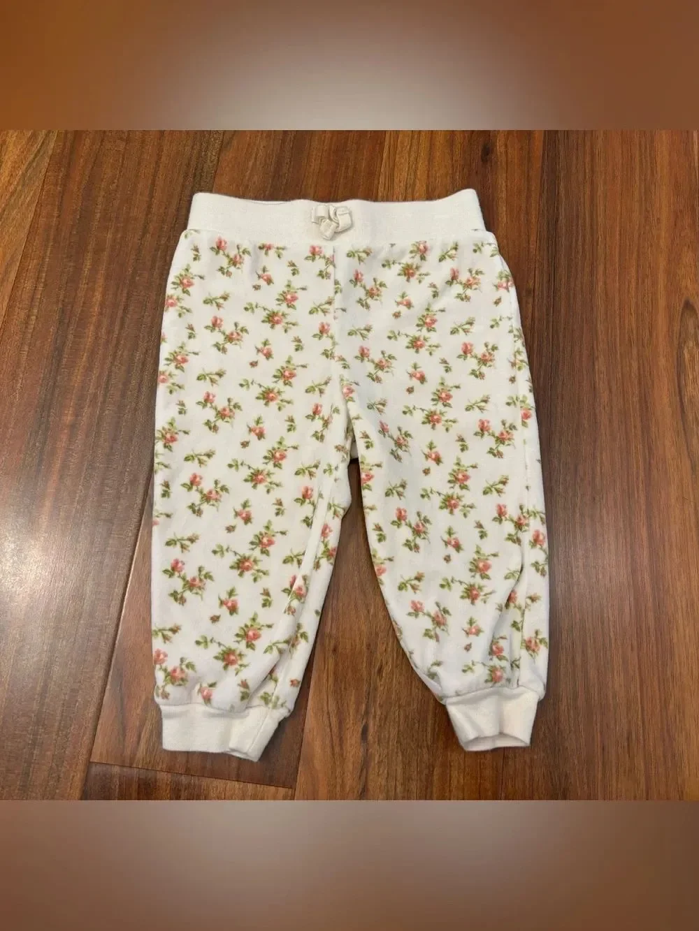 Ralph Lauren Cream Floral Fuzzy Jogger Sweatpants