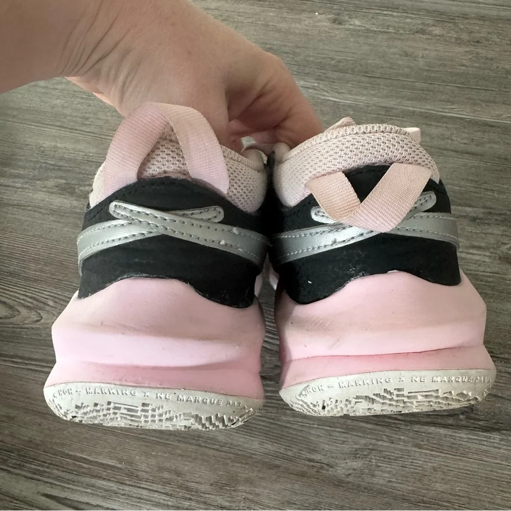 Nike good preowned
