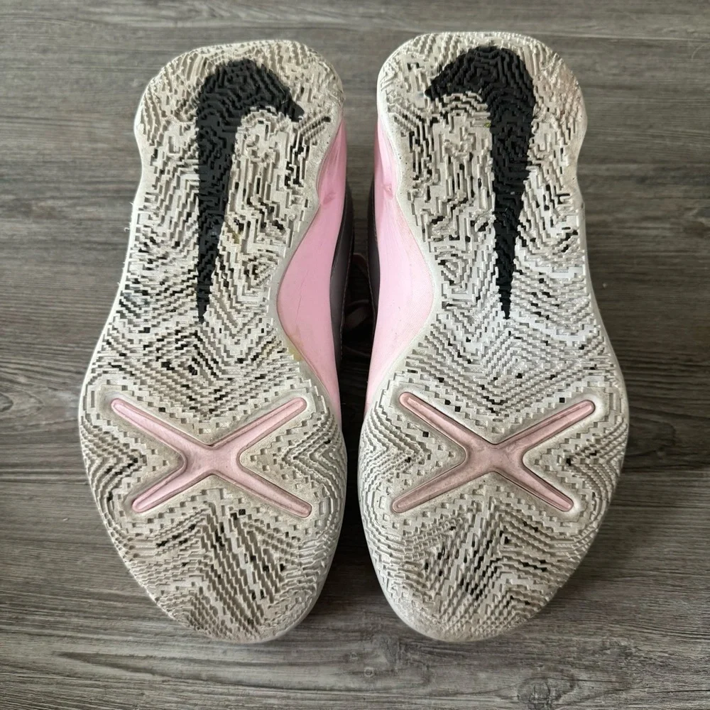 Nike good preowned