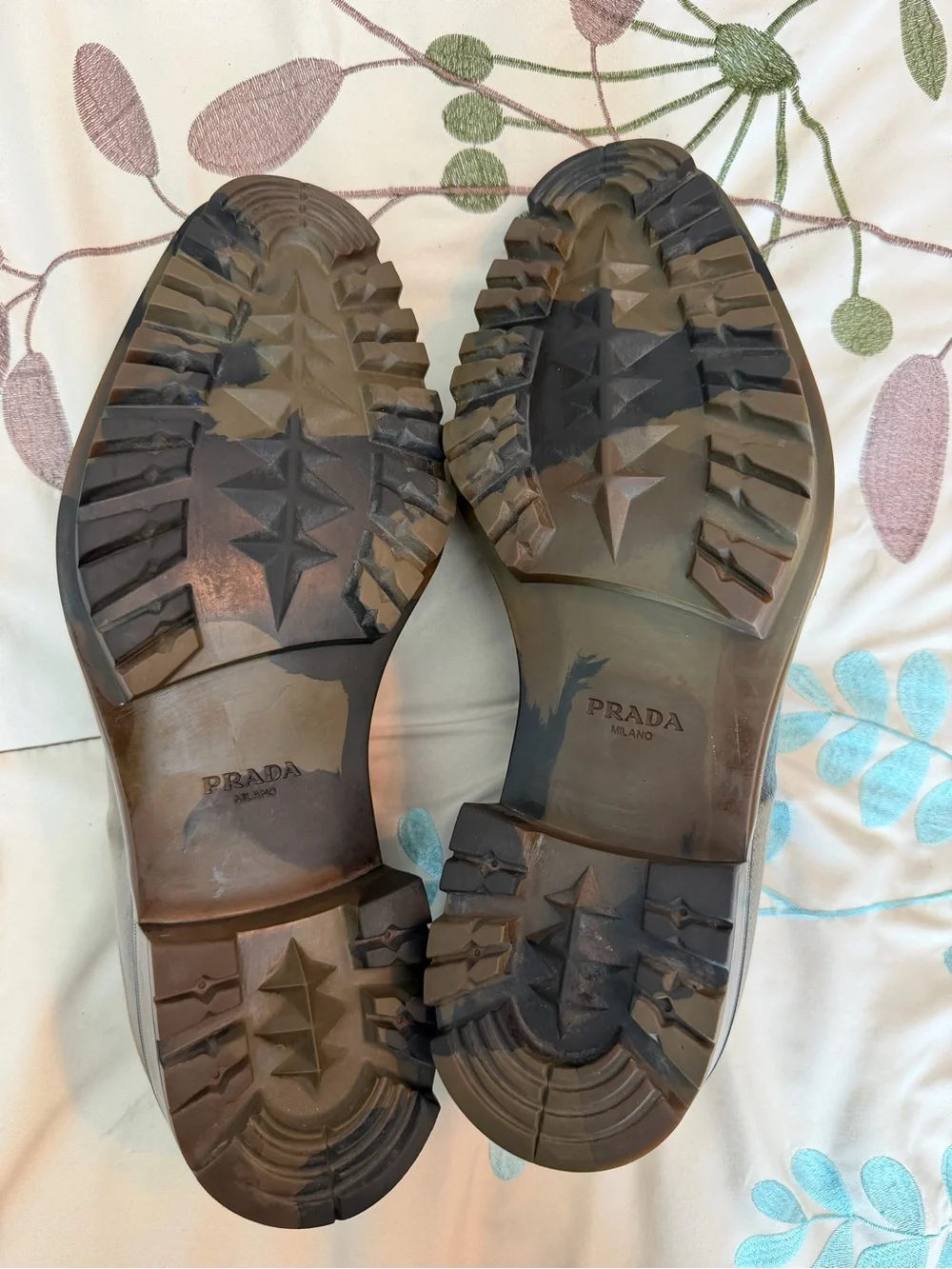 Prada Black & Camouflage Rubber Cap-Toe Lug Sole Leather Shoes Size 8 / US 9